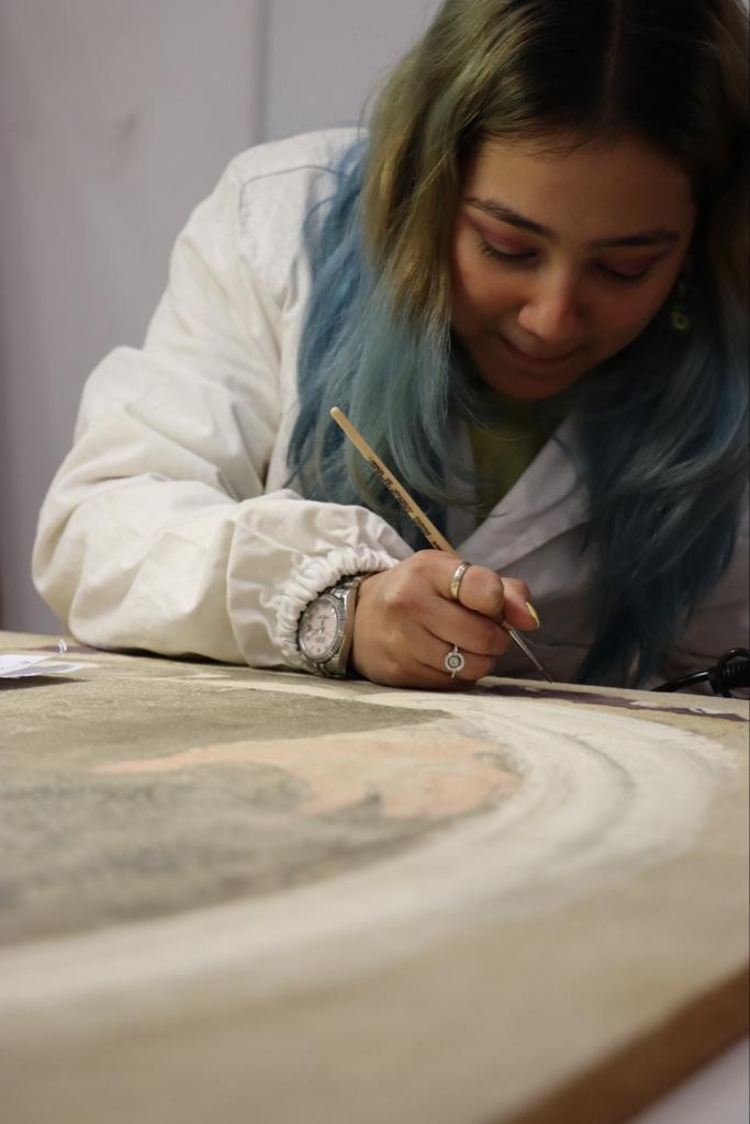 Consolidation and stabilisation of fresco fragment