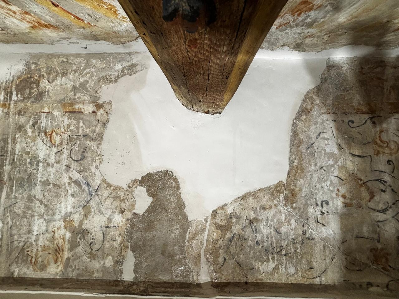 Before whitewash cleaning